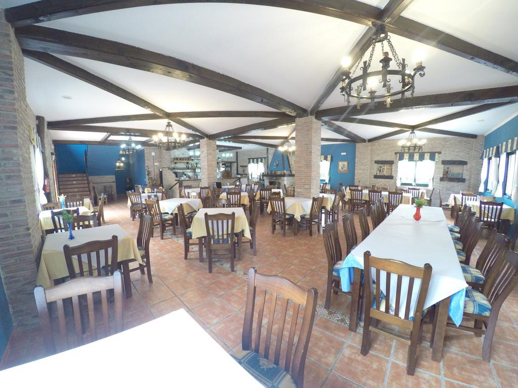 Hotel Alonso 라네스 외부 사진
