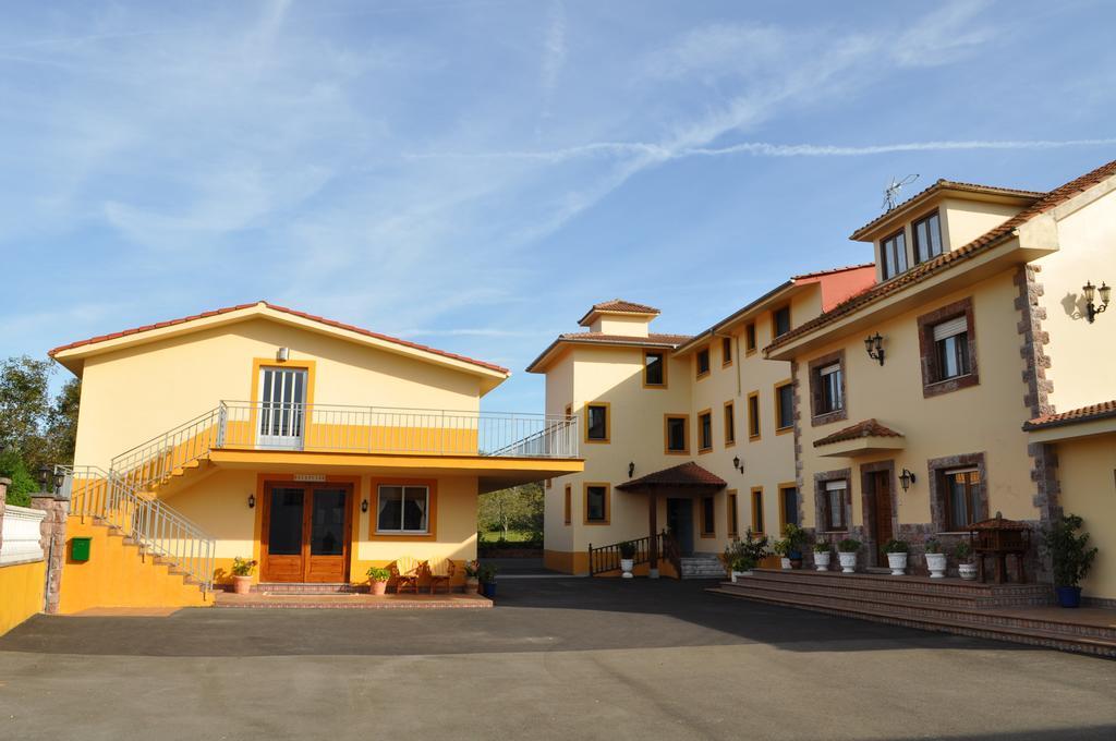 Hotel Alonso 라네스 외부 사진